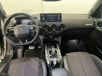 Photo 7 DS DS 3  PureTech 130ch Performance Line + Automatique