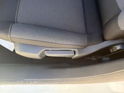 Photo 12 Citroën C3  1.5 BlueHDi 100ch S&S Feel E6.d