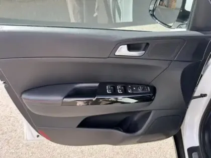 Photo 9 Kia Sportage Gén. IV Ph2 GT Line 5