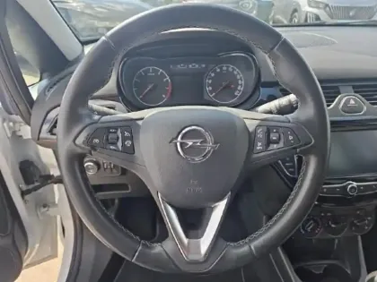 Photo 14 Opel Corsa Gén. V Ph1 NG Design Edition 5