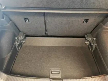 Photo 6 Volkswagen T-cross  1.0 TSI 110ch R-Line Tech DSG7