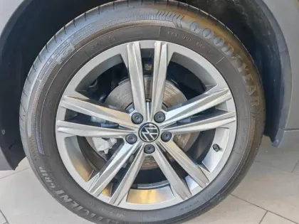 Photo 9 Volkswagen T-cross  1.0 TSI 110ch R-Line Tech DSG7