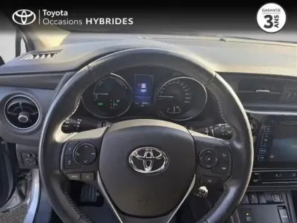 Photo 12 Toyota Auris  HSD 136h TechnoLine