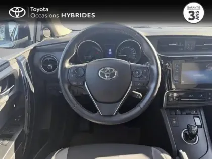 Photo 8 Toyota Auris  HSD 136h TechnoLine