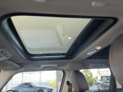 Photo 13 Mini Mini  5 Portes Cooper 136ch Edition Premium Plus BVA7