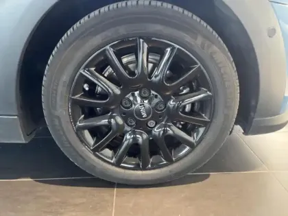 Photo 9 Mini Mini  5 Portes Cooper 136ch Edition Premium Plus BVA7