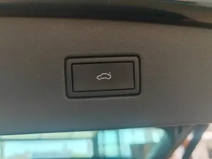 Photo 7 Volkswagen Tiguan  2.0 TDI 150ch Elegance DSG7