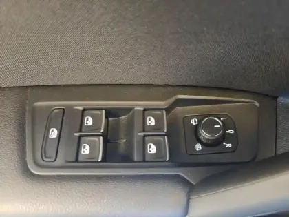 Photo 14 Volkswagen Tiguan  2.0 TDI 150ch Elegance DSG7