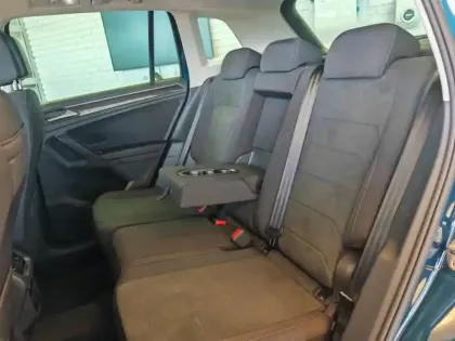 Photo 8 Volkswagen Tiguan  2.0 TDI 150ch Elegance DSG7