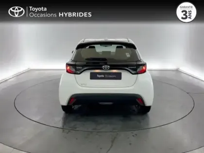 Photo 7 Toyota Yaris  116h France 5p