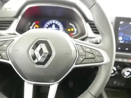 Photo 13 Renault Captur  1.6 E-Tech hybride 145ch Techno