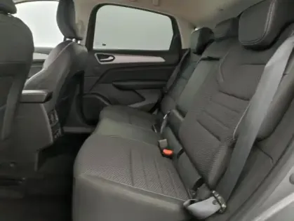 Photo 9 Renault Arkana  1.6 E-Tech hybride 145ch Techno -22