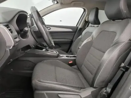 Photo 8 Renault Arkana  1.6 E-Tech hybride 145ch Techno -22