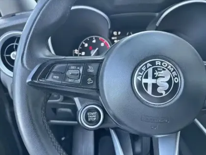 Photo 12 Alfa Romeo Stelvio  2.2 Diesel 160ch Super AT8 MY22