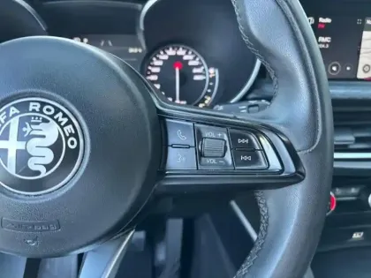 Photo 13 Alfa Romeo Stelvio  2.2 Diesel 160ch Super AT8 MY22