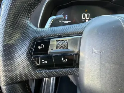 Photo 13 DS DS 7  Crossback BlueHDi 180ch Performance Line + Automatique