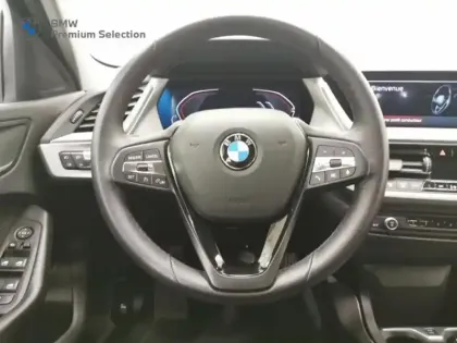 Photo 9 BMW Serie 1 Série 1 118dA 150ch Business Design