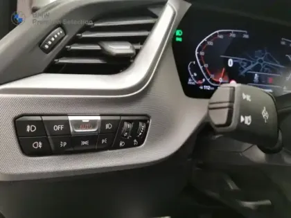 Photo 12 BMW Serie 1 Série 1 118dA 150ch Business Design