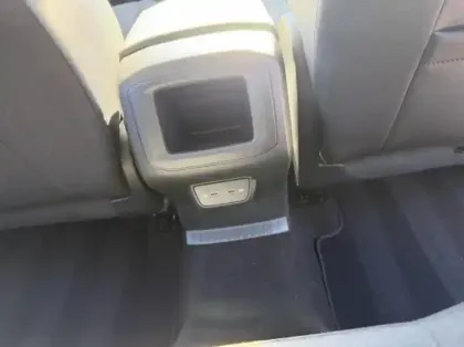 Photo 13 Volkswagen T-cross  1.0 TSI 110ch Life Tech DSG7