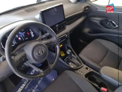 Photo 14 Toyota Yaris  116h Design 5p MC24