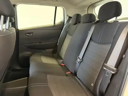 Photo 10 Nissan Leaf  150ch 40kWh Acenta 21