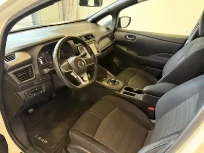 Photo 9 Nissan Leaf  150ch 40kWh Acenta 21