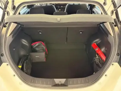 Photo 13 Nissan Leaf  150ch 40kWh Acenta 21