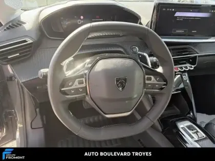 Photo 8 Peugeot 208  1.2 Hybrid 100ch Allure e-DCS6