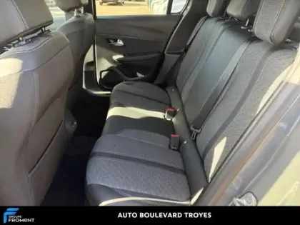 Photo 11 Peugeot 208  1.2 Hybrid 100ch Allure e-DCS6