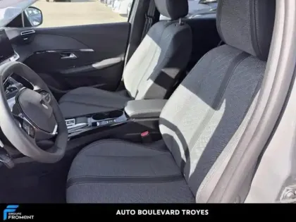 Photo 10 Peugeot 208  1.2 Hybrid 100ch Allure e-DCS6