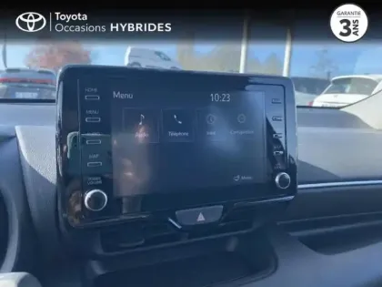 Photo 14 Toyota Yaris  116h Design 5p MY22 - TVA RECUP.