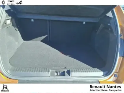 Photo 14 Renault Captur  1.6 E-Tech Plug-in 160ch Intens