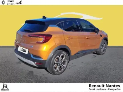 Photo 6 Renault Captur  1.6 E-Tech Plug-in 160ch Intens