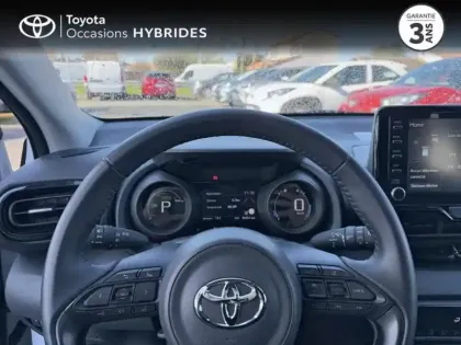 Photo 12 Toyota Yaris  116h Design 5p MY22