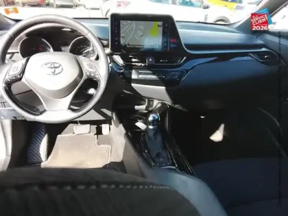 Photo 10 Toyota C-HR  122h Design 2WD E-CVT RC18