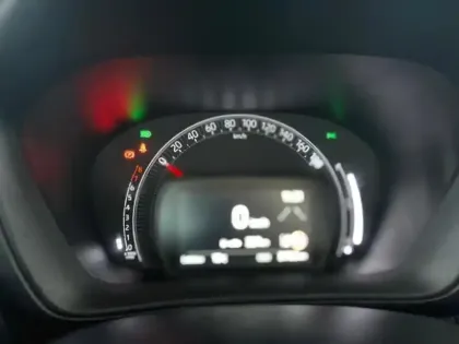 Photo 11 Toyota Aygo  X 1.0 VVT-i 72ch Design