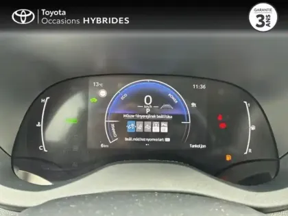 Photo 13 Toyota Yaris  Cross 116h Dynamic MY25