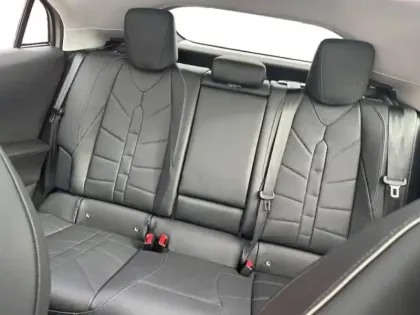 Photo 12 DS DS 8 N°8 Electrique 245ch Long Range Etoile