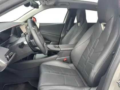 Photo 8 DS DS 8 N°8 Electrique 245ch Long Range Etoile