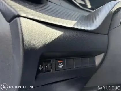 Photo 11 Peugeot 208  1.2 PureTech 75ch S&S Like 2023