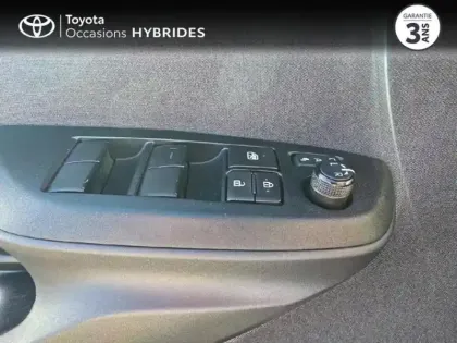 Photo 13 Toyota Yaris  Cross 116h Dynamic MY22