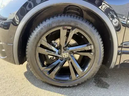 Photo 9 Volkswagen Tiguan  2.0 TDI 150ch R-Line DSG7