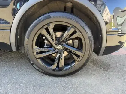 Photo 8 Volkswagen Tiguan  2.0 TDI 150ch R-Line DSG7