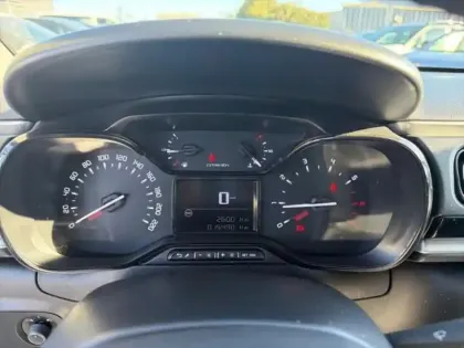 Photo 14 Citroën C3  1.2 PureTech 83ch S&S Shine