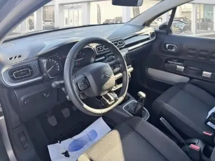 Photo 7 Citroën C3  1.2 PureTech 83ch S&S Shine