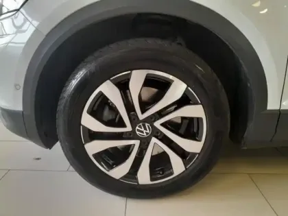 Photo 7 Volkswagen T-roc Gén. I Ph1 Active 5