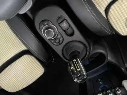 Photo 11 Mini Mini  Cooper SE 184ch Edition Premium Plus BVA 5CV