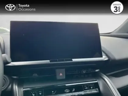 Photo 12 Toyota C-HR  2.0 Hybride Rechargeable 225ch Graphic MY26