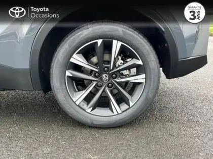 Photo 13 Toyota C-HR  2.0 Hybride Rechargeable 225ch Graphic MY26