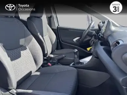 Photo 5 Toyota Yaris  70 VVT-i Dynamic 5p MY22